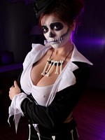 Tessa Fowler 2